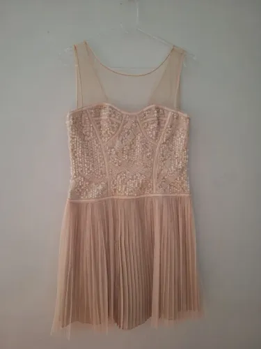 Vestido de festa com paetês - Tamanho M