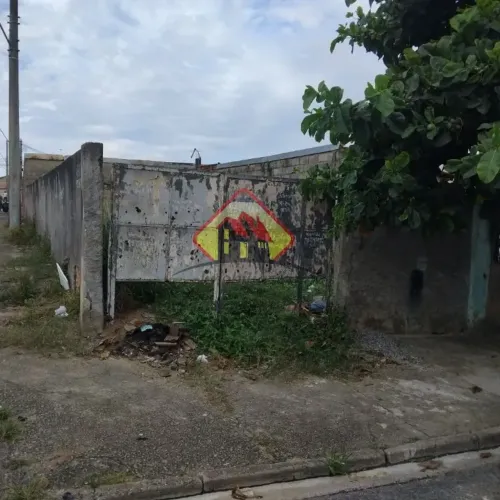 Vendo Meio Lote no Parque 3 Marias em Taubaté, com 6x25.
