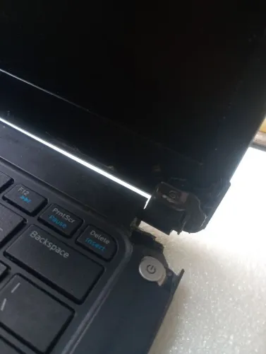 Dell Vostro - Carcaça Quebrada TODOS OS MODELOS 