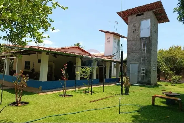 Sítio encantador com 5.877m² e área construída de 630m²  Pindoretama/CE