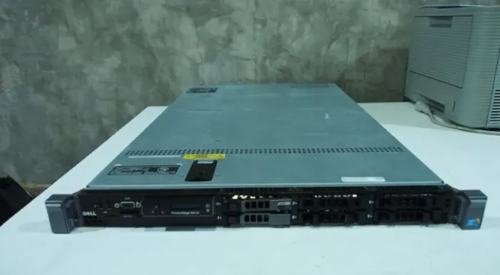 Servidor Dell PowerEdge R610 monto a config q precisar, a partir