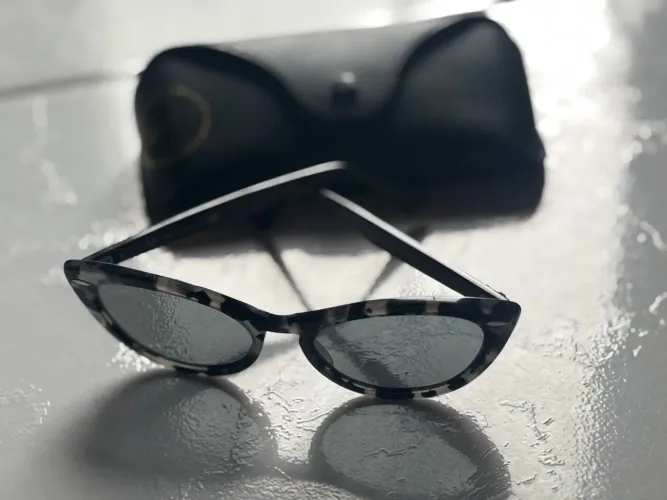 Óculos de sol Ray-Ban (cat eye) tartaruga