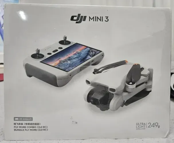 Mini drone DJI Mini 3 (Novo)