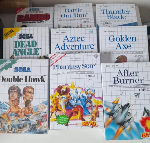 Lote 13 caixas de jogos Master System 