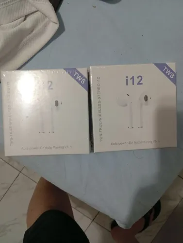 Fone de Ouvido Bluetooth i12 TWS