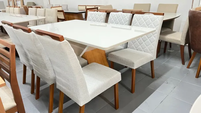 Conjunto de Mesa de Jantar Moderna com 6 Cadeiras