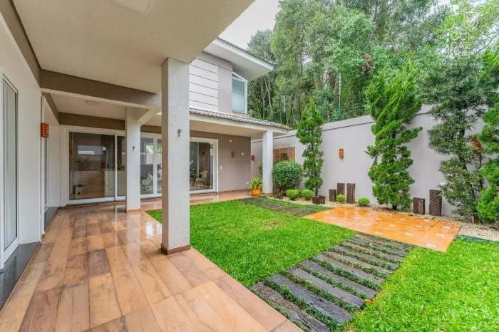 Casa em Condominio no Paysage Provence, 03 Suítes, 04 Vagas, Quintal, Campo Comprido, Curi