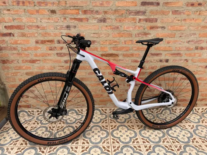 Bike Caloi FS Carbon 2025