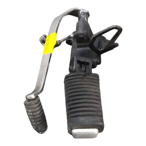 Bacalhau Pedaleira Dianteira Direita Suzuki Boulevard M800