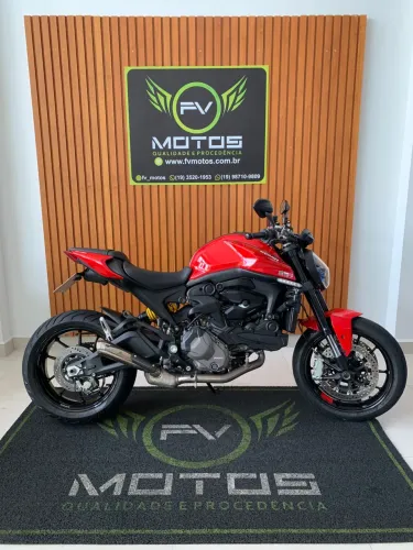 Ducati Monster 937 2022- ÚNICO DONO