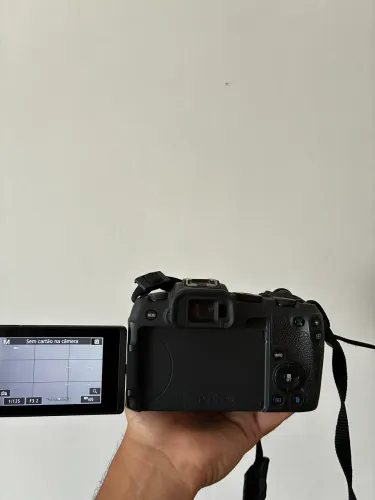 CANON RP + 50mm 1.8 + 2 baterias extras