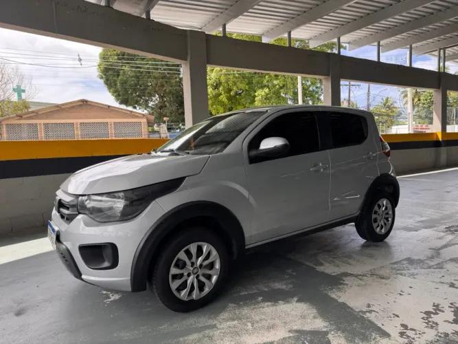 Fiat Mobi Like 1.0 Fire Flex 5P. 2022