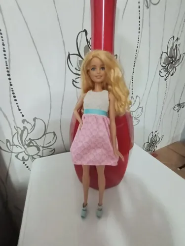 Boneca barbie fashionista