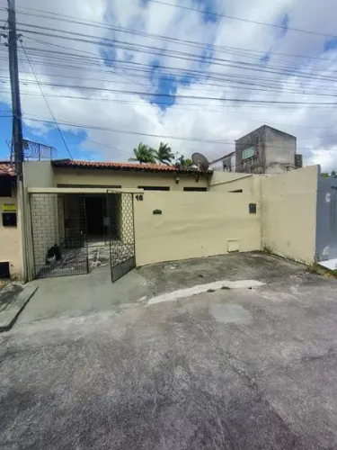 CASA DE CONDOMINIO NA MARAPONGA