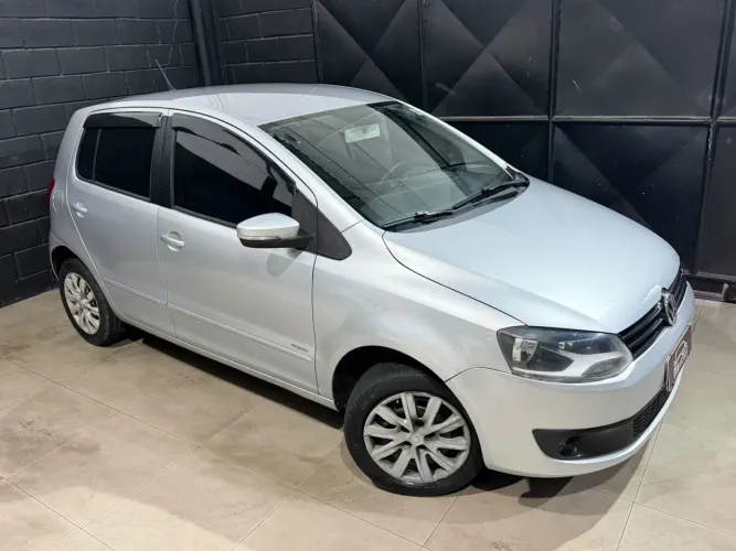 Volkswagen Fox 1.6 MI Total Flex 8V 5P 2014
