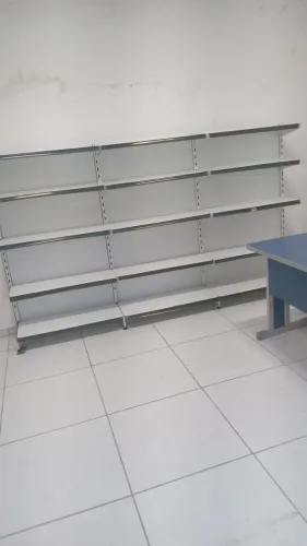 Pratileira comercial gondola