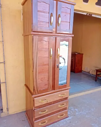 Guarda roupa de solteiro novo entrega grátis!