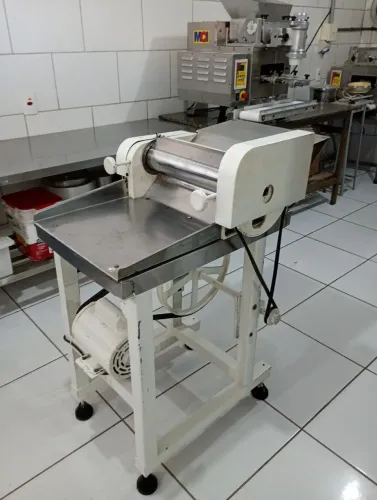 Cindro laminador massa pastel 40 cm inox