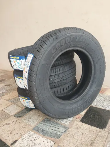 Jogo 4 Pneus 175/70R13 Goodyear Limeira.