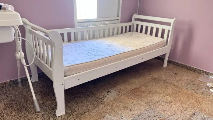Cama babá, auxiliar para quarto bebê