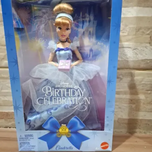 Boneca Cinderela disney 
