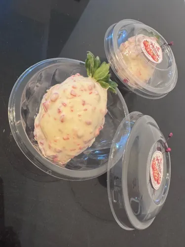 Morangos cravejados