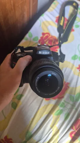 Câmera Nikon DX AF-S Nikkor 18-55mm