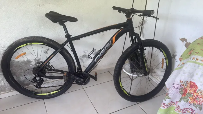 Vende-se bicicleta marca oggi 