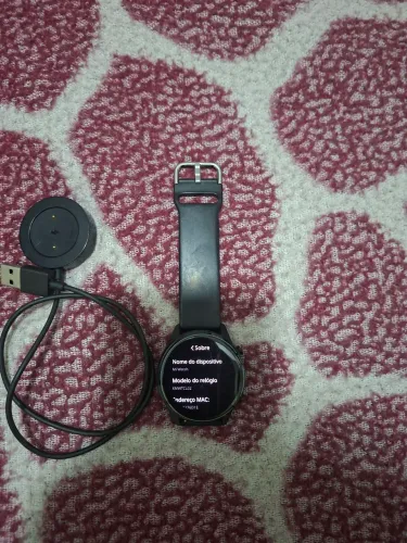 Smartwatch Xiaomi Mi Watch - GPS nativo, tela AMOLED, carregador