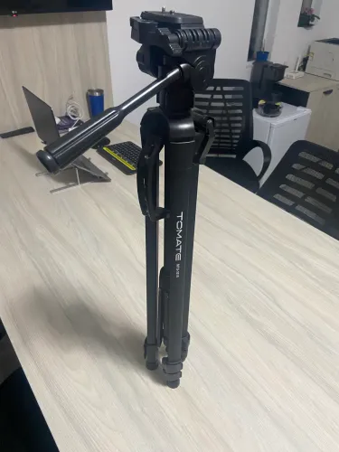 Tripé profissional TOMATE MTG-3018 1,8m