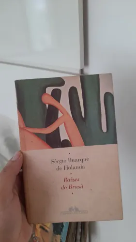 Livro raízes do Brasil 