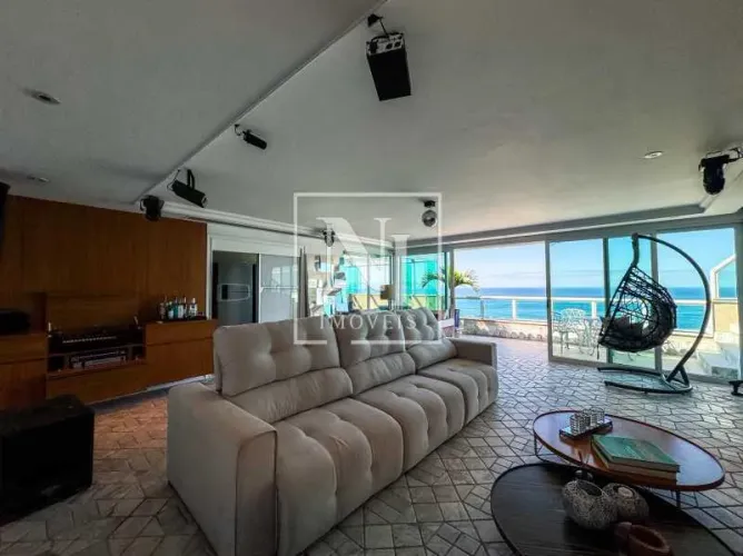 APARTAMENTO 3 QUARTOS no Bairro de Copacabana