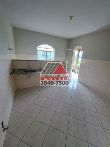Casa com 2 dormitórios para alugar, 70 m² - Vila Olga - Santa Luzia/MG