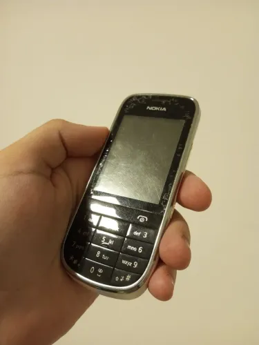 Celular Nokia para tirar peças [NÃO FUNCIONA]