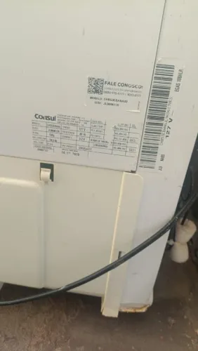 Vendo freezer Consul 534 litros 127 v. Semi novo não entrego algumas marcas de uso dentro