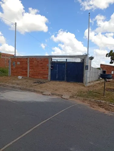 Vendo ágil casa- 35.000,00, prestacao do lote 581,00, já paguei 02 anos.,00