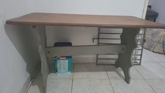Vendo mesa de jantar 