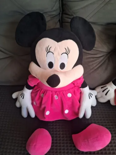 Duas Minnie originais