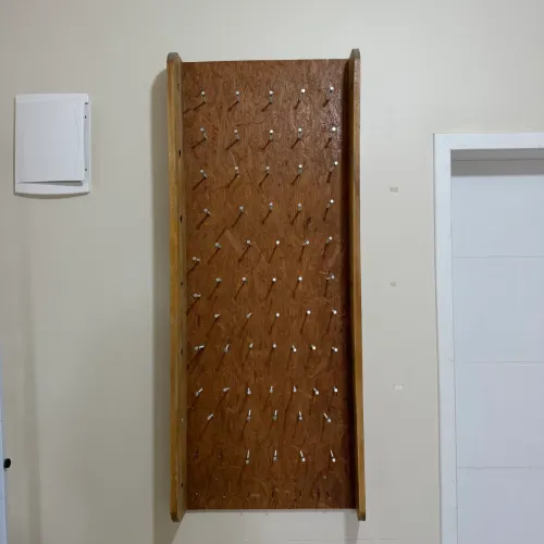 Painel Organizador de Linhas para Costura - Parede
