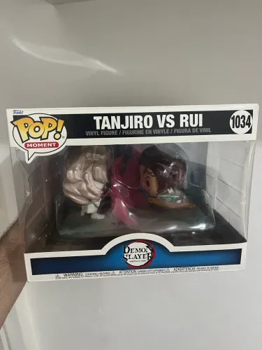 Funko Moment Tanjiro vs Rui 1034 Demon Slayer Original e com caixa