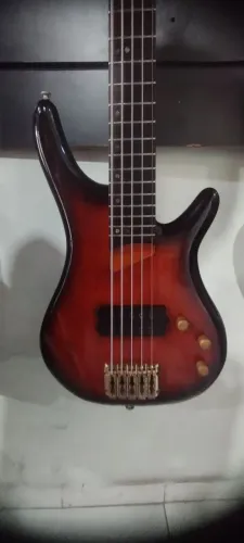 Baixo condor 5 cordas passivo