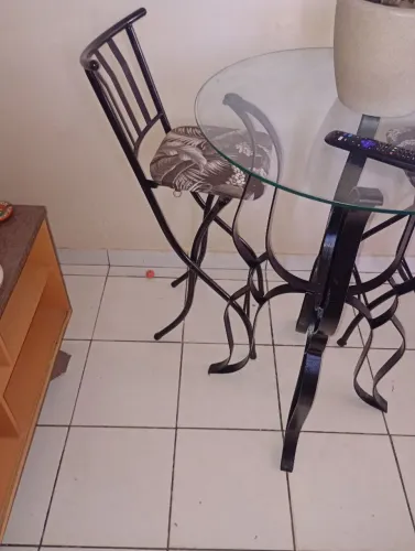 Mesa vidro canto
