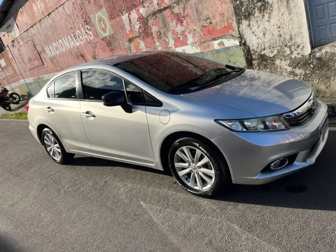 Honda Civic Sedan LXS 1.8/1.8 Flex 16V Mec. 4P 2014