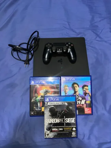PlayStation 4 semi-novo