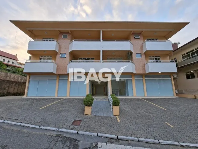 Excelente Apartamento 2 dormitório(s) em Centro - Santo Amaro da Imperatriz