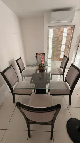 Mesa de Jantar 6 Lugares (Madeira)