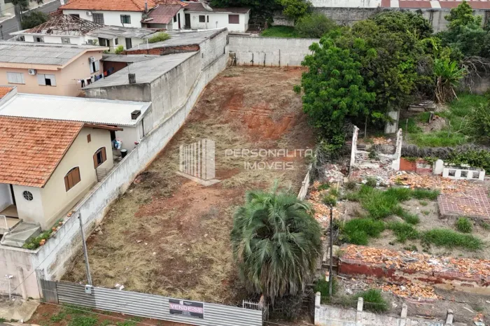 Excelente terreno à venda no Centro de Ibaiti - PR