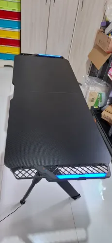 Mesa Gamer com Leds RGB