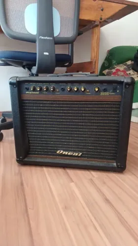 Amplificador Oneal OCG 300R 60W