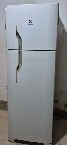 Geladeira Electrolux Cycle Defrost 260L Super Freezer Duplex Branca (DC35A) - 220 Volts